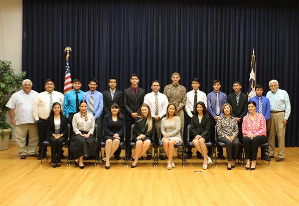 Rafael Guerra Family Scholarship Winners from San Isidro